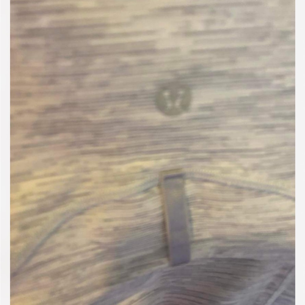 Lululemon Full Zip Running Jacket Size 2 - image 3